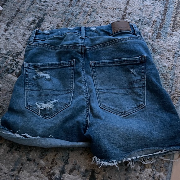 Ripped jean shorts - Picture 2 of 2